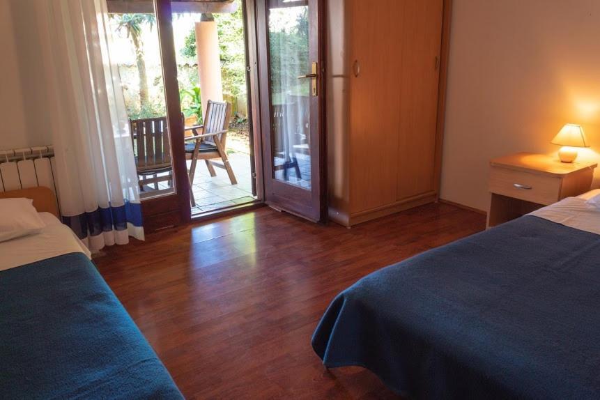 באניולה Apartments Ellen מראה חיצוני תמונה